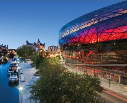 Picture of the Rogers Centre taken from its website
