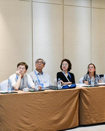 Audience participants in meeting